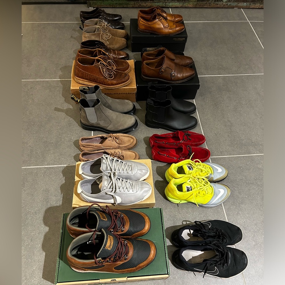 Collection of size 9.5/10, Euro 43, shoes, boots and loafers. Nike, etc…